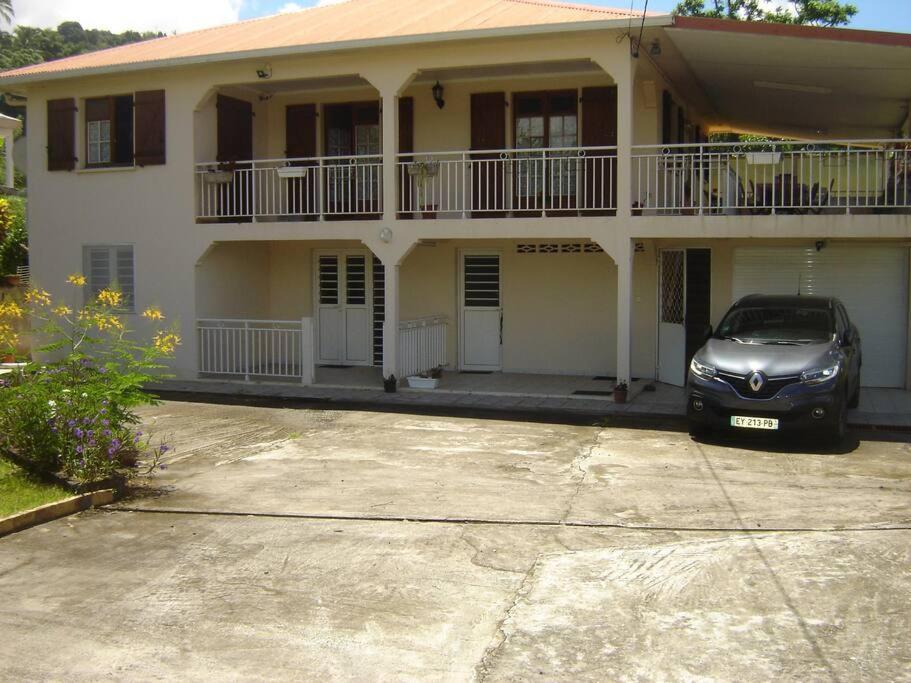 Charmant Appartement Verdoyant Le Morne-Vert ภายนอก รูปภาพ